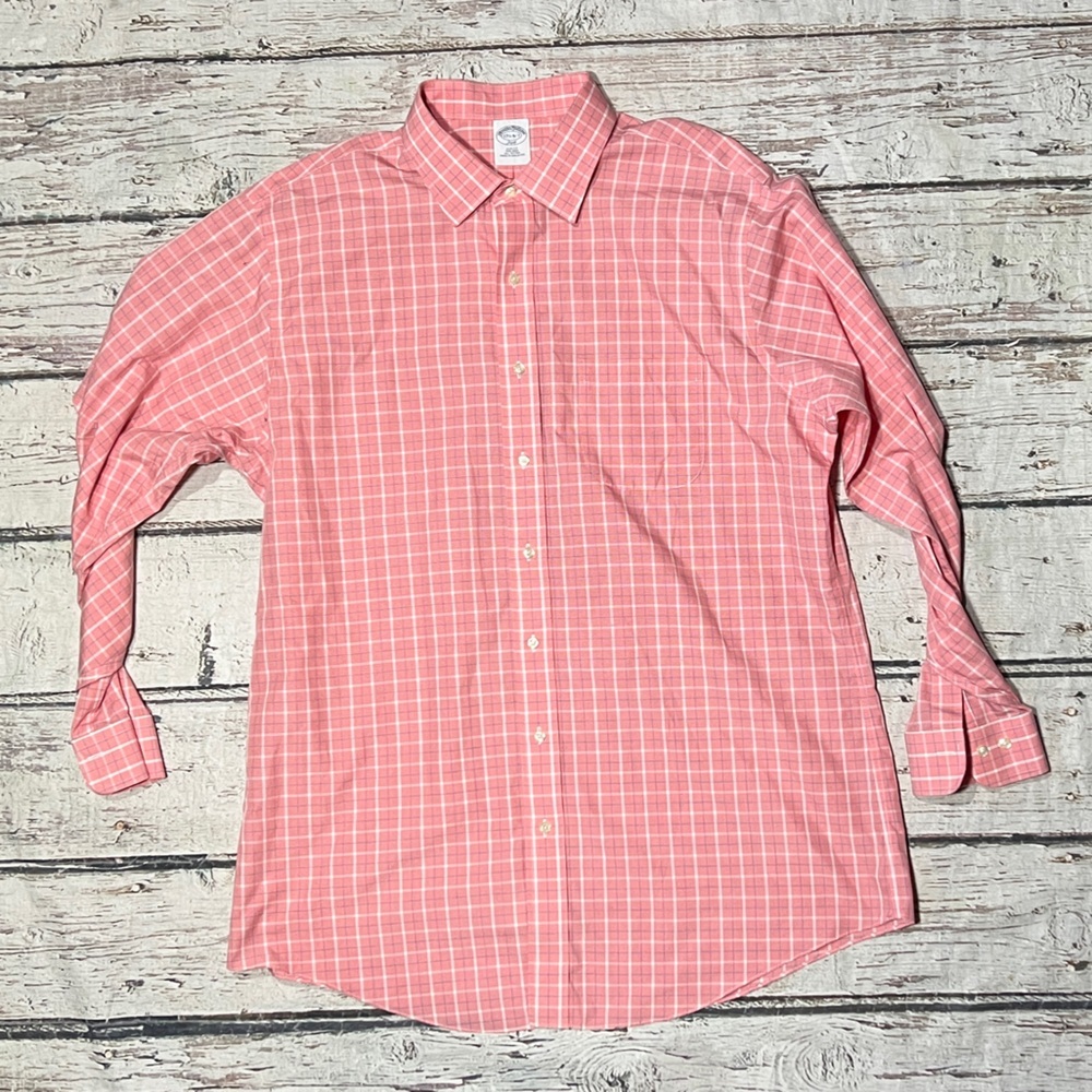 Brooks Brothers Pink Button Down Mens Dress Shirt Professional